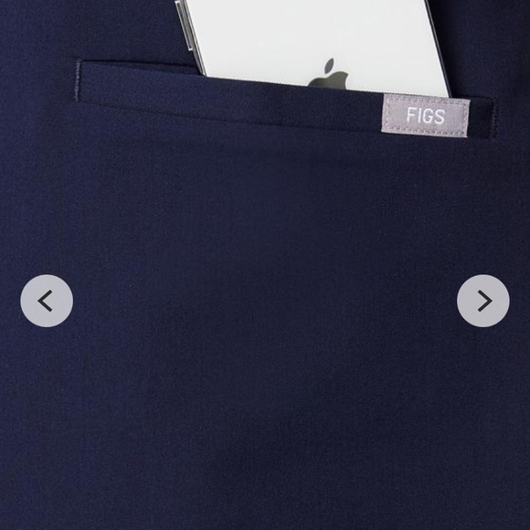 FIGS S CASMA THREE POCKET SCRUB TOP NAVY BLUE - Picture 4 of 8